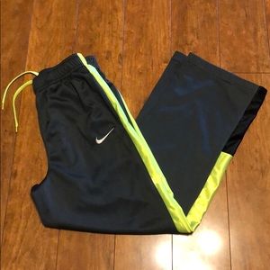 Nike boys sweatpants